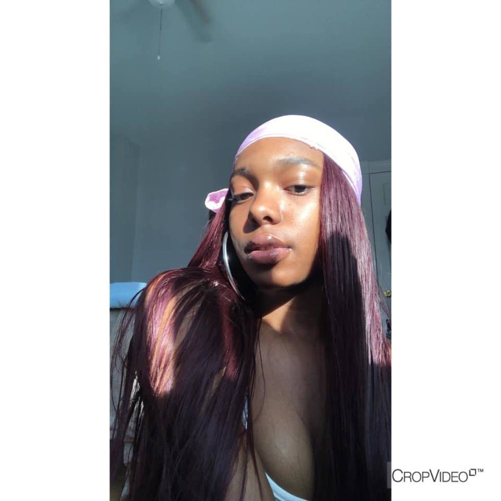 Meet your Posher, Najhia